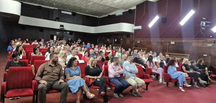 Premijerno prikazan film  „Između tradicije i budućnosti“
