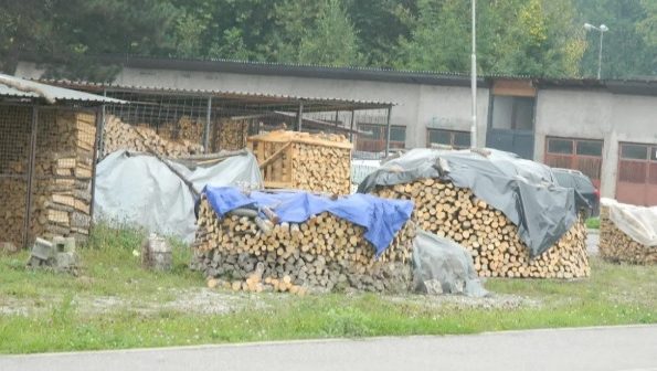 Berane i ove zime bez centralnog grijanja: Radijatori hladni, grad će grijati jedino na drva i pelet